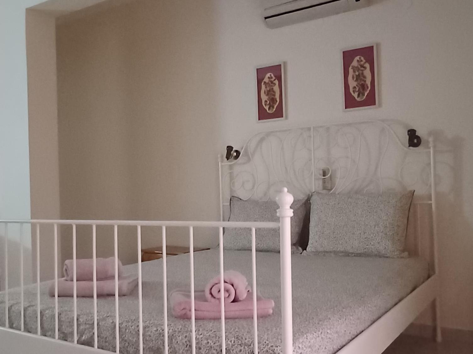 Flora Studios Corfu - Adults Only Benitses  Exterior photo