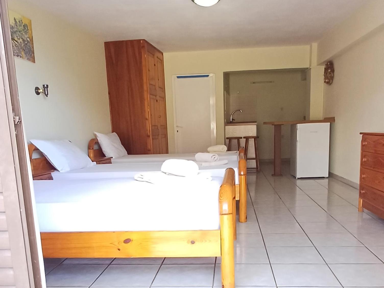 Flora Studios Corfu - Adults Only Benitses  Room photo