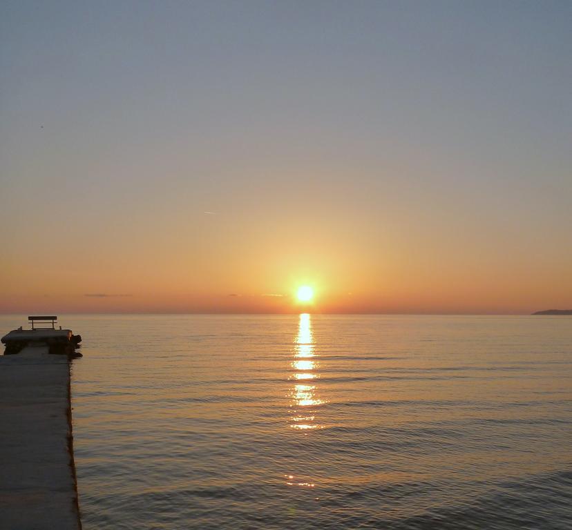 Flora Studios Corfu - Adults Only Benitses  Exterior photo